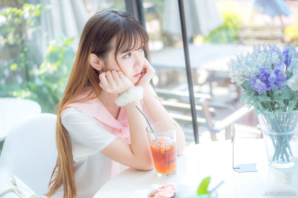 “啊？”刘璋彻底懵了，茫然的看向孟达：“这话从何说起？我又何时私通他妻子？”